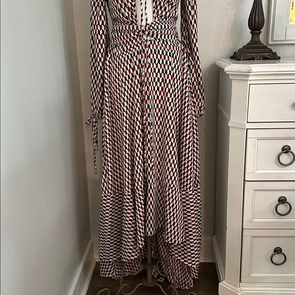 Mulla High Low Ruffle Cut Out Maxi‎ Dress Red Black Geometric Size Medium - Picture 6 of 16